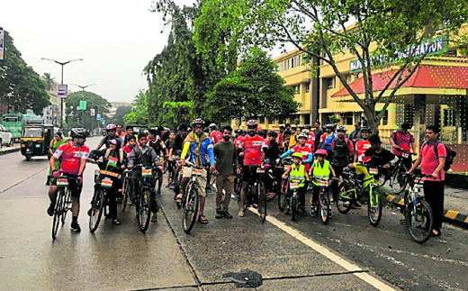 cycle rally.
